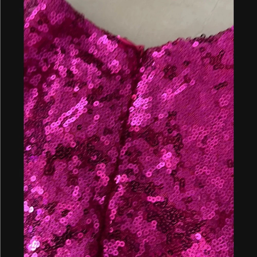 Girls sequin bodysuit, dance, medium sz 8. 1506